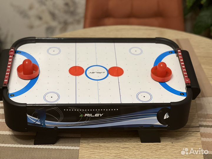 Настольный аэрохоккей