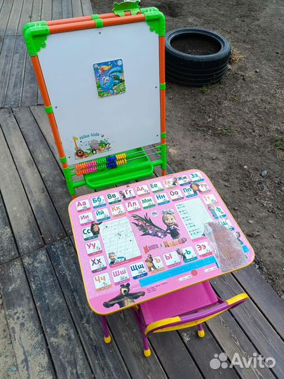 Стул стол мольберт