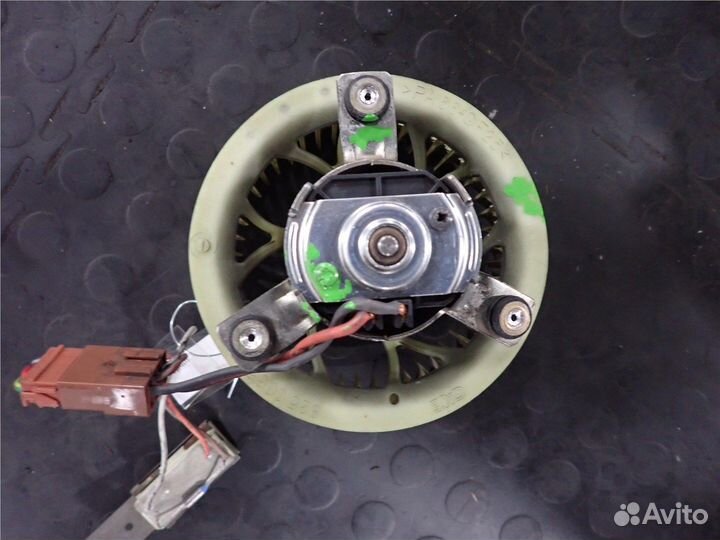 Двигатель отопителя Peugeot 106, 2001