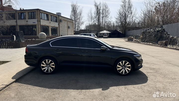 Volkswagen Passat 1.8 AMT, 2019, 193 000 км