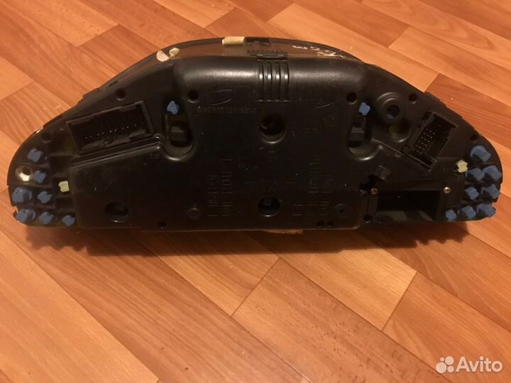 Панель приборов w202