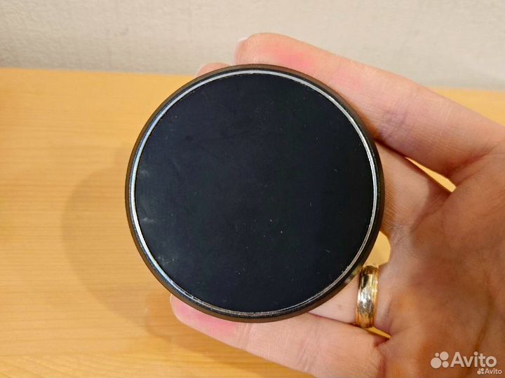 Беспроводная зарядка для авто