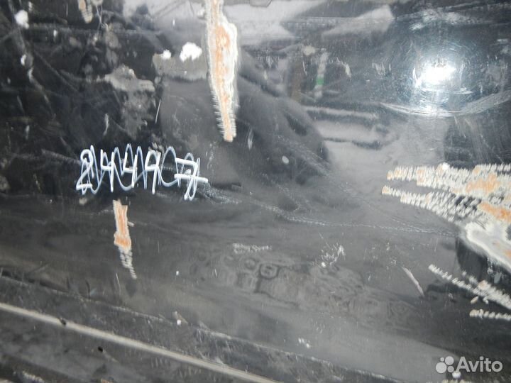 Дверь передняя левая Suzuki Grand Vitara