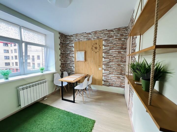 2-к. квартира, 65 м², 9/9 эт.