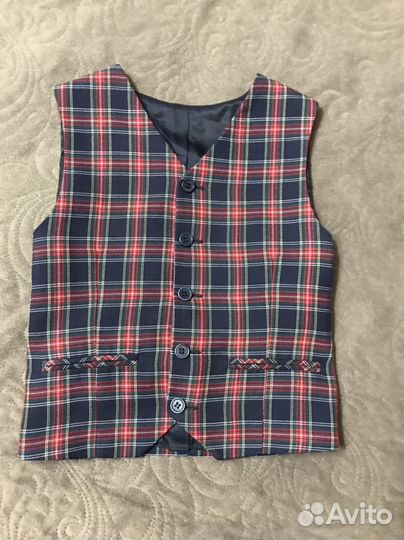 Жилетка и брюки школьные размер 122