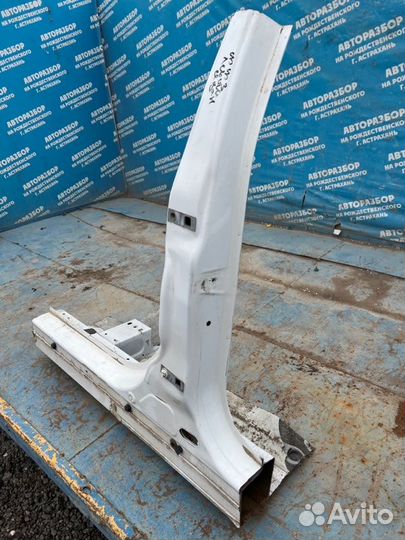 Левый порог со стойкой Ford Focus 3 седан 2013