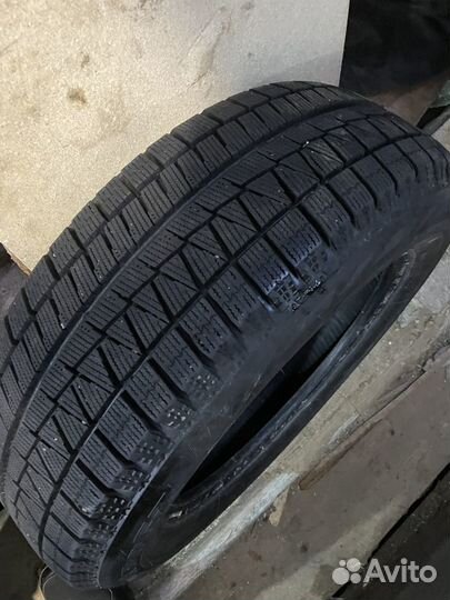 Bridgestone Blizzak Revo GZ 195/60 R15