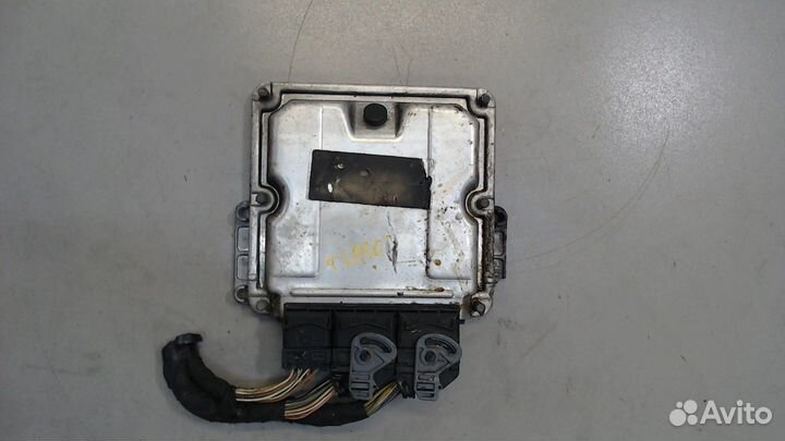 Блок управления двигателем Renault Scenic RX4, 200