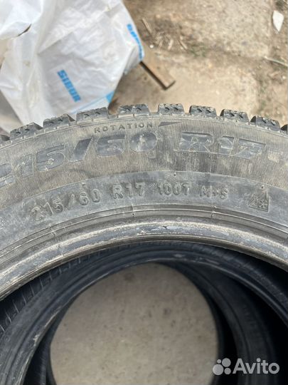 Pirelli Formula Ice 215/60 R17