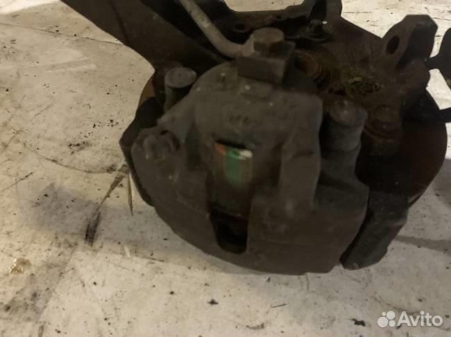 Суппорт передний правый dodge Stratus 2001-2006 2