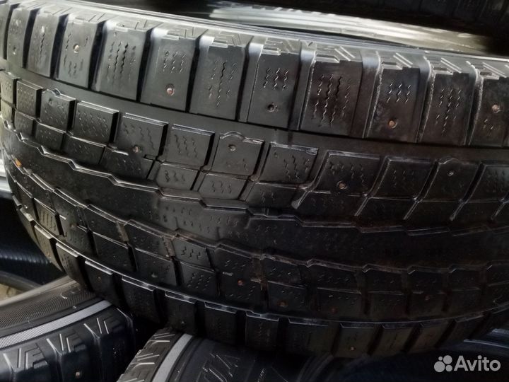 Dunlop SP Winter Ice 01 285/60 R18