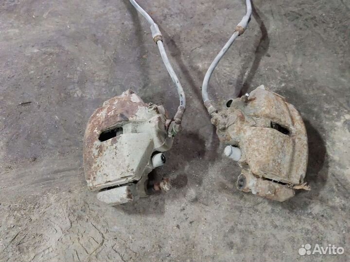 Volkswagen caddy3 суппорта передние