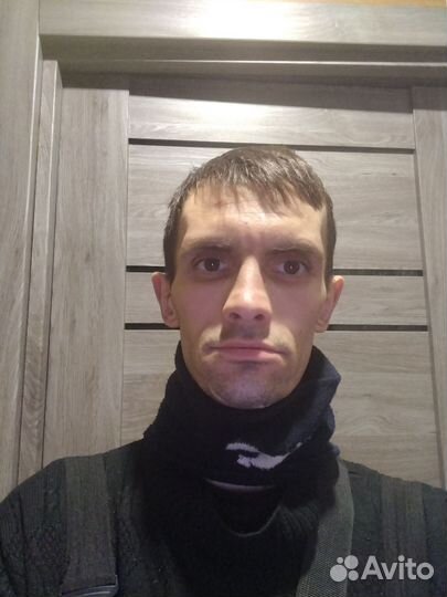 Машинист экскаватора и водитель фронтального погру