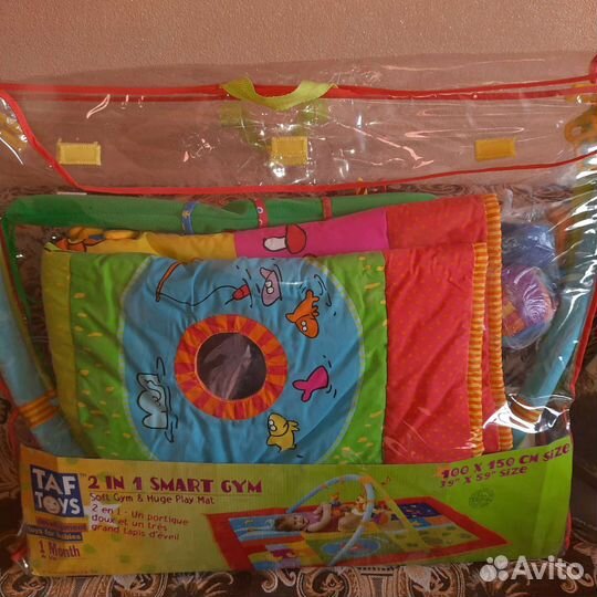 Развивающий коврик+мобили в кроватку