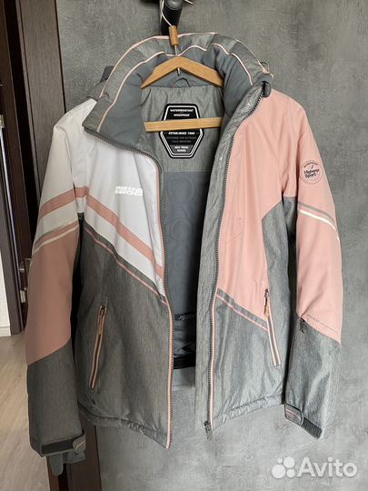 Горнолыжный костюм женский