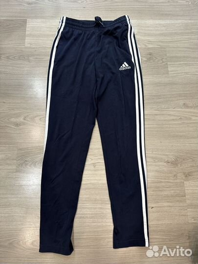 Спортивные штаны adidas
