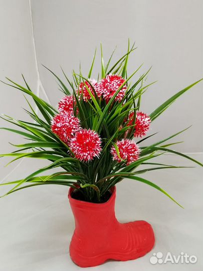 Искусственная трава болотная в сапоге