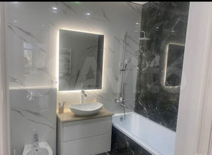 3-к. квартира, 90 м², 7/9 эт.