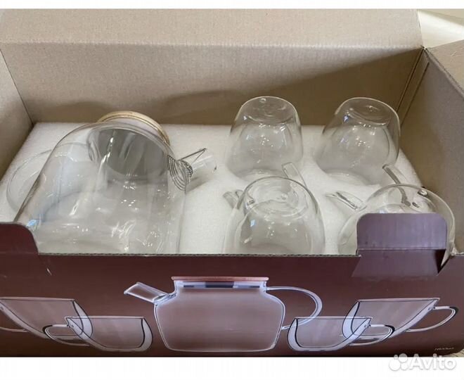 Набор подарочный чайник кружки 4 шт