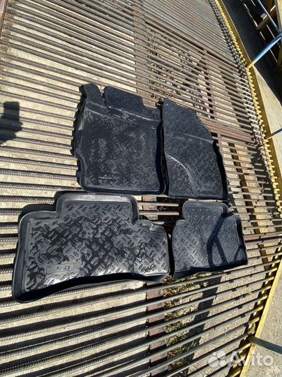 Коврики на Тойота Аурис