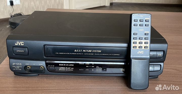 Видемагнитофон JVC P111
