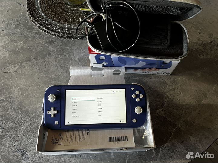 Портативная игровая приставка nintendo switch