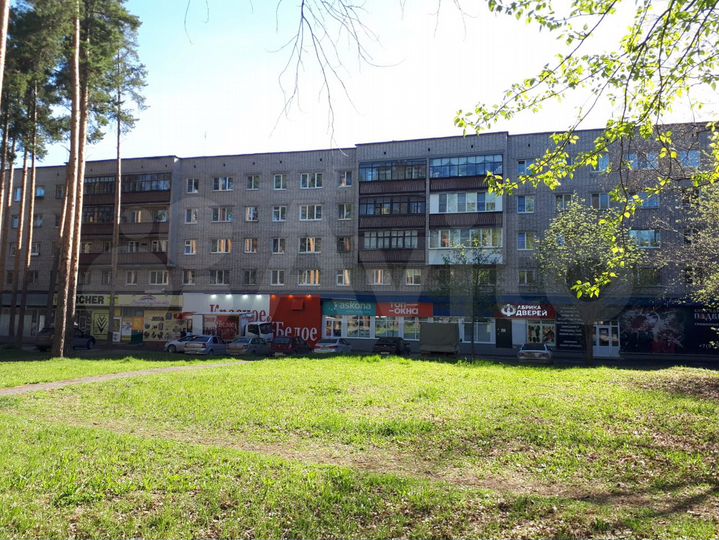 Торговая площадь, 695 м²