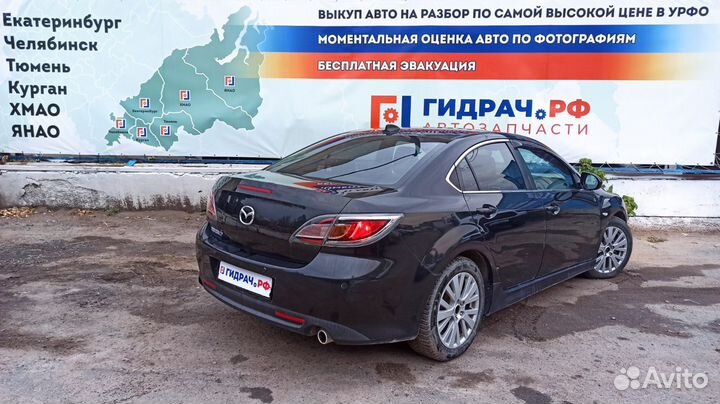 Накладка порога (внутренняя) передняя левая Mazda