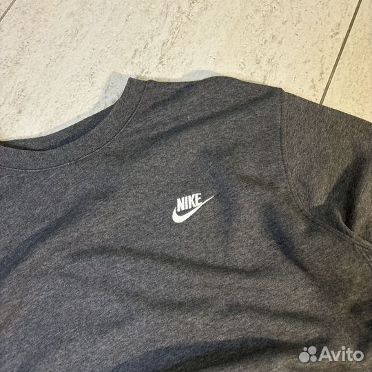 Винтажный базовый свитшот Nike White Swoosh