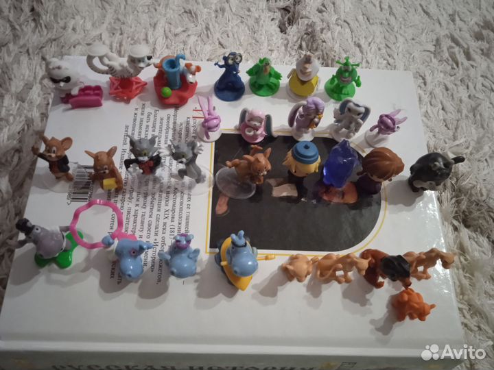 Игрушки из киндера