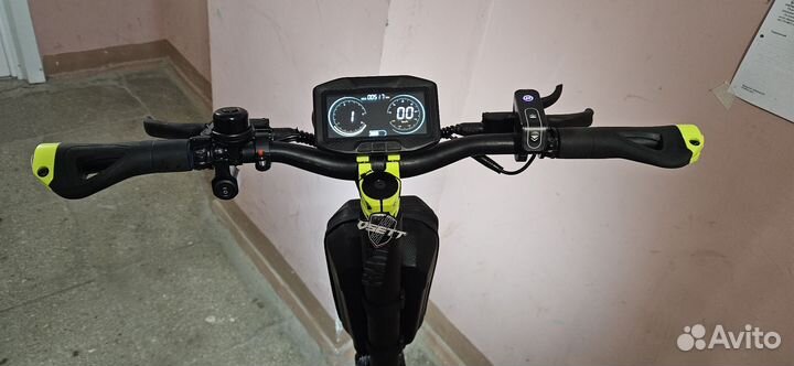 Самокат взрослый электрический бу