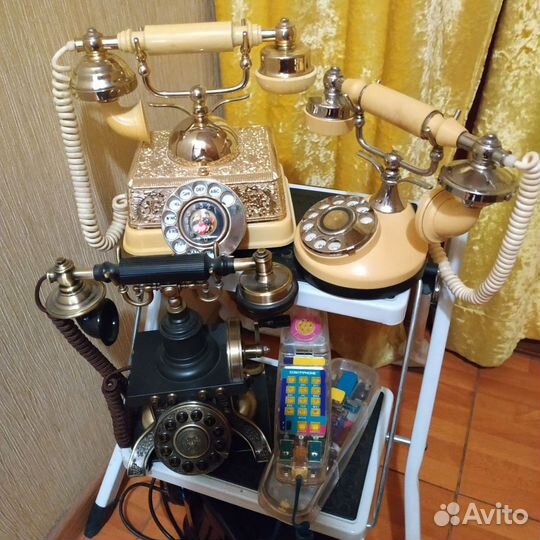 Телефон ретро винтаж таксофон