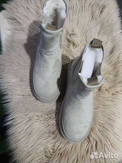 Ugg