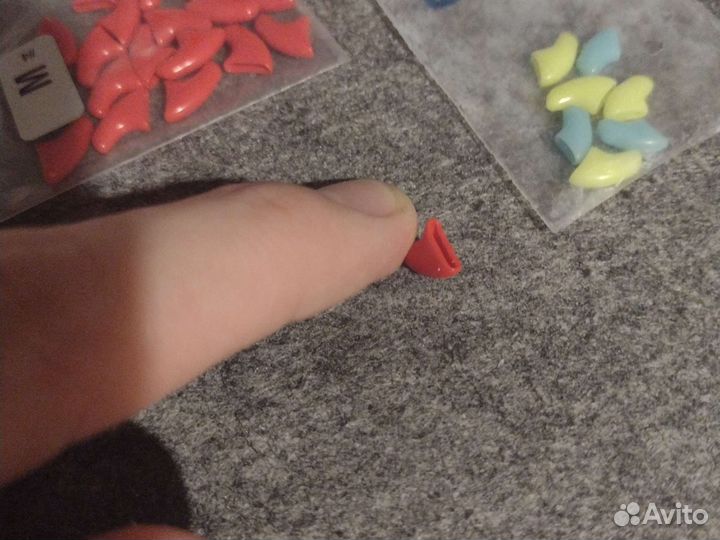 Наклейки на когти