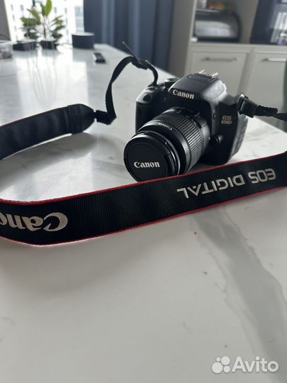 Зеркальный фотоаппарат canon 650d
