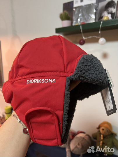 Новые Шапка и краги didriksons