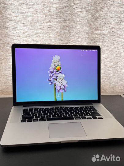 Apple MacBook Pro 15 2015 i7 16gb 512gb