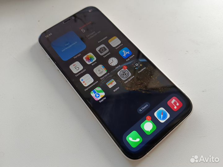 iPhone 12, 64 ГБ