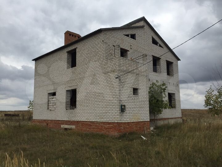 Дом 160 м² на участке 37 сот.