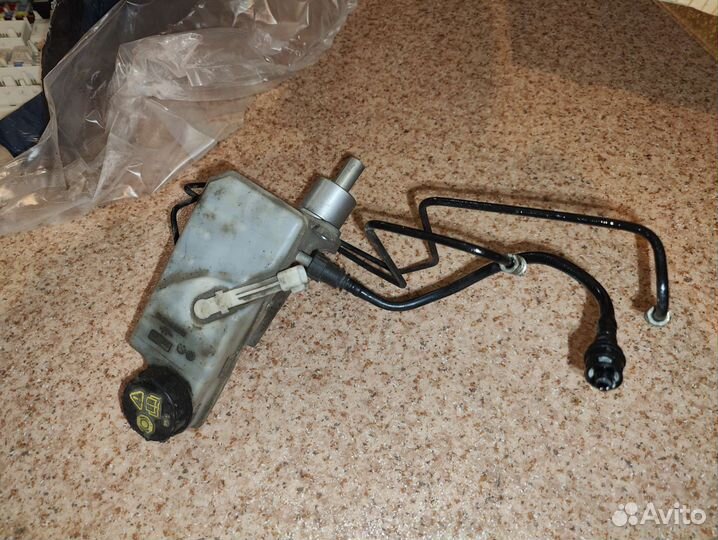 Бачок тормозной жидкости ford focus 2