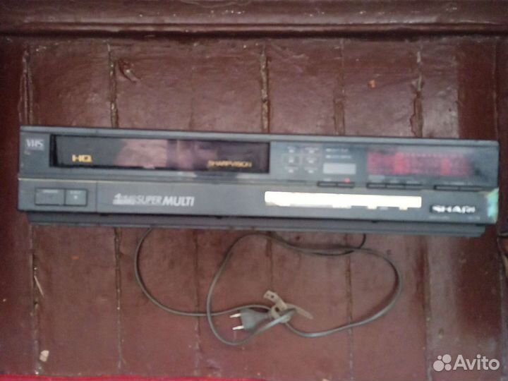 Видеомагнитофон