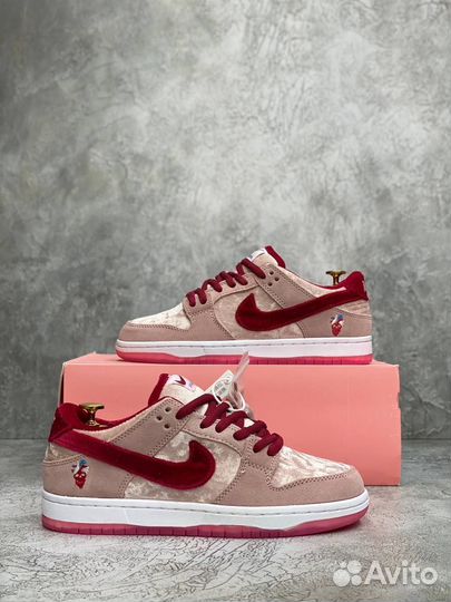 Кроссовки nike женские