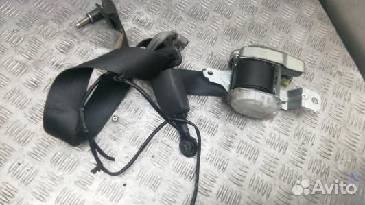 Ремень безопасности с пиропатроном сиденья передне