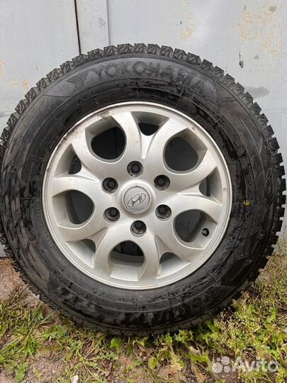 R16 Yokohama Ice Guard Stud IG55 215/70, PCD 6x139.7 DIA 92.5