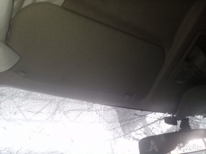 Козырек солнцезащитный левый Mitsubishi pajero 2