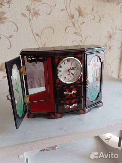 Музыкальная шкатулка с балериной