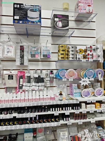 Оборудование для маникюра — всё под рукой