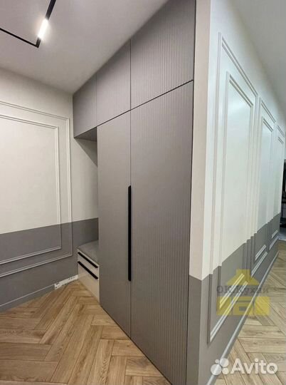 Шкаф распашной