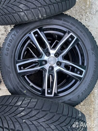 Колеса в сборе 235/55 R18 Зима