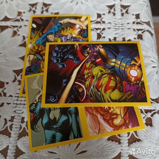 Наклейки Marvel Versus Panini